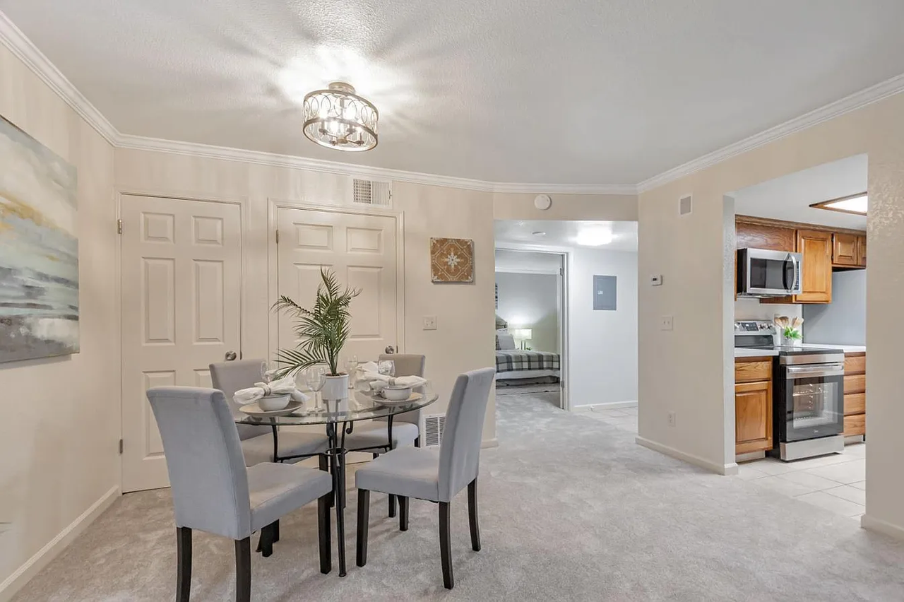 5376 Makati Cir - Photo 3 of 25