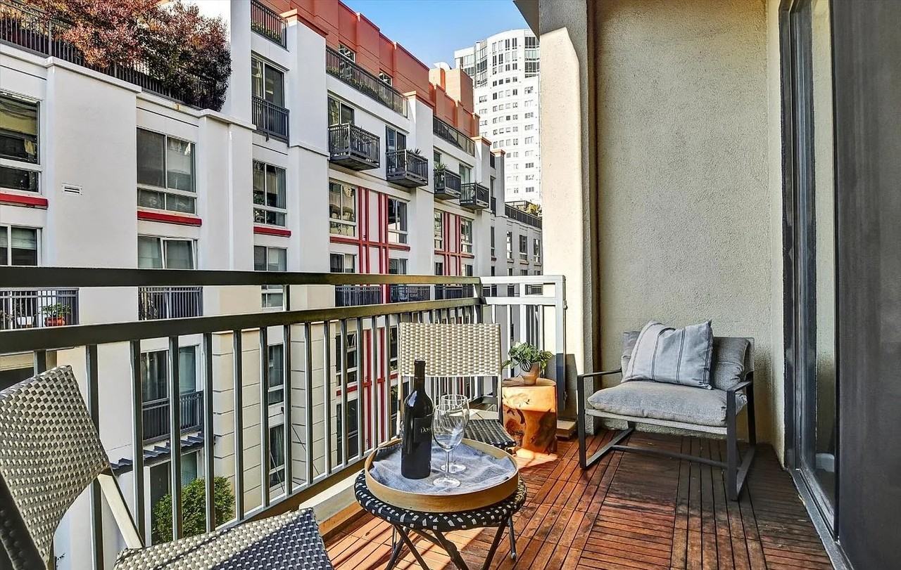 81 Lansing St #309 - Photo 5 of 24