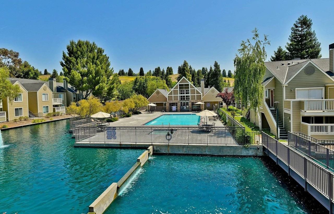 130 Reflections Dr #12 - Photo 2 of 22