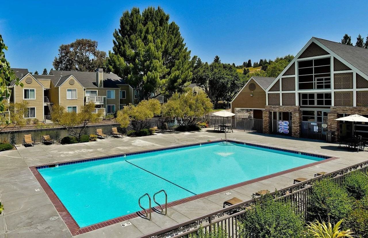 130 Reflections Dr #12 - Photo 3 of 22