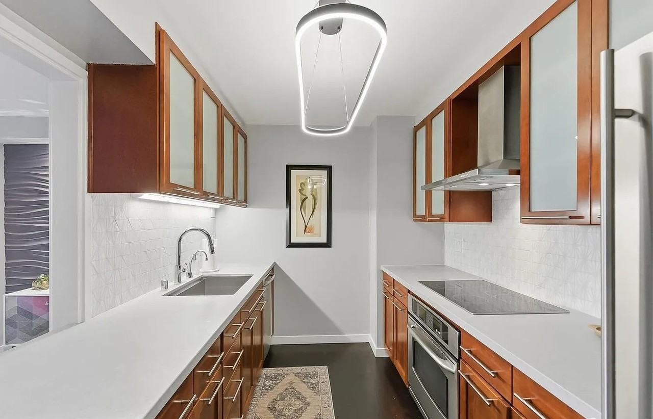 152 Lombard St #405 - Photo 4 of 26