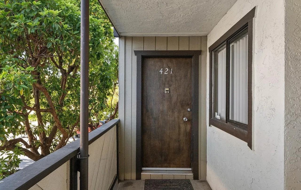 250 Willow Ave #421 - Photo 2 of 20