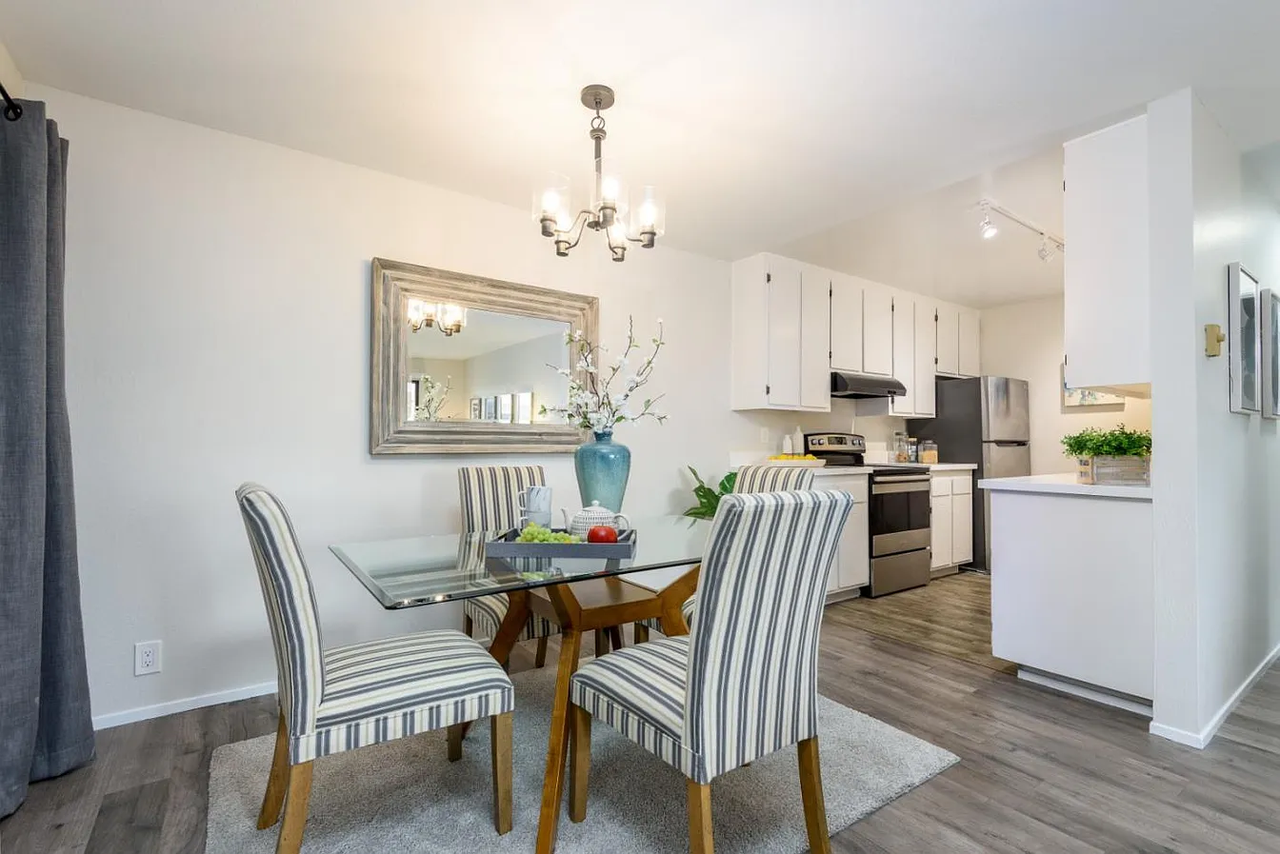 822 Marcie Cir - Photo 4 of 14