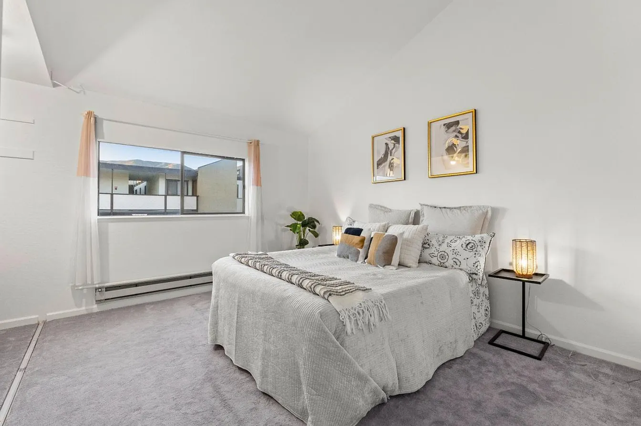 834 Marcie Cir - Photo 3 of 14