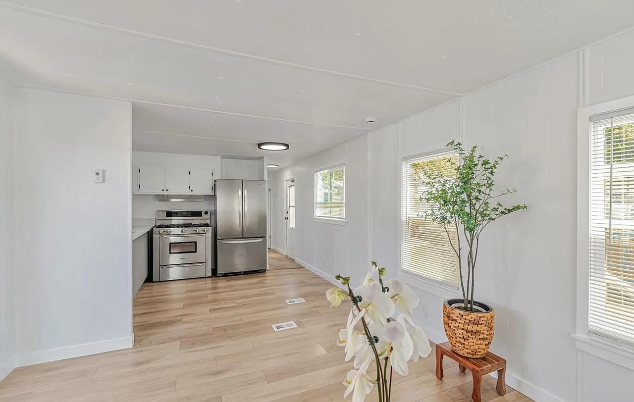 1700 El Camino Real Spc 1-9 #15 - Photo 5 of 17