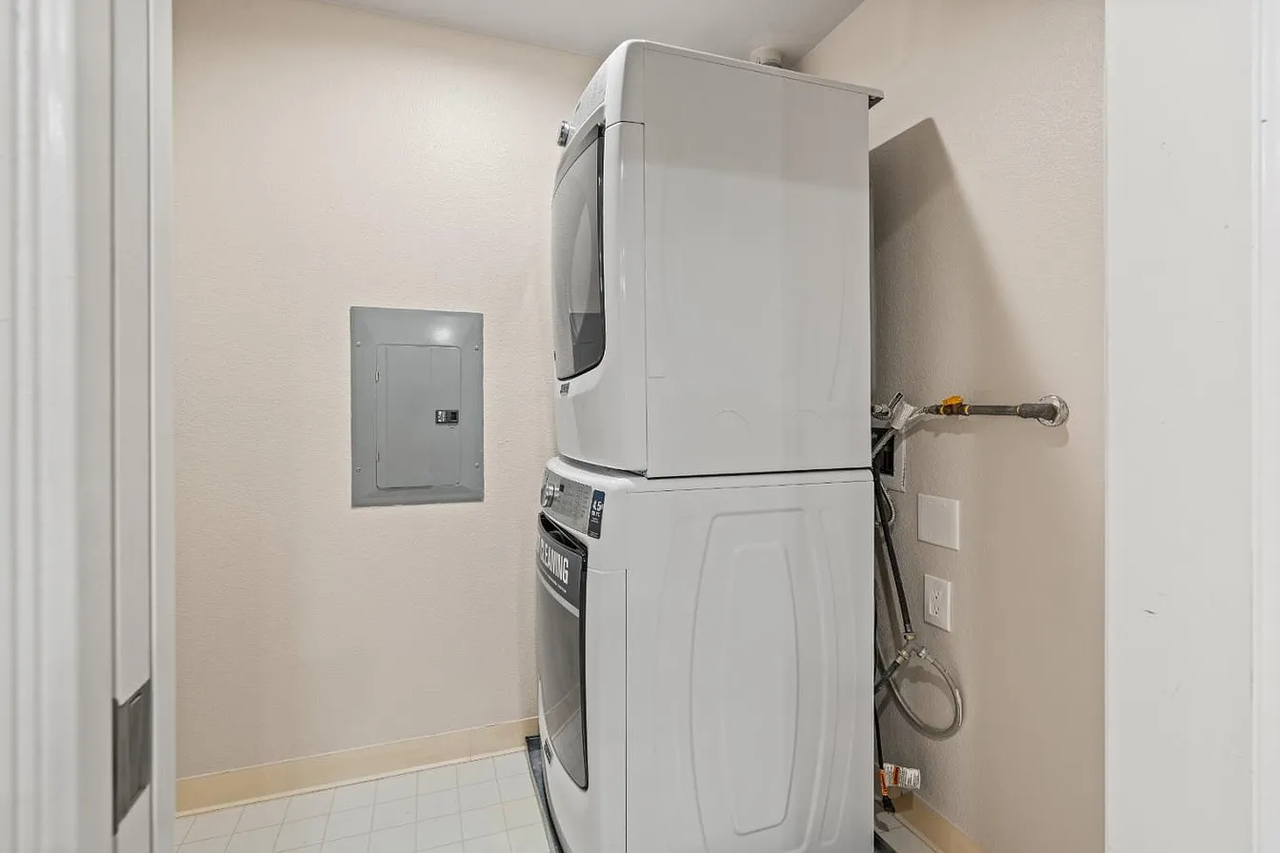 2260 Gellert Blvd #1107 - Photo 6 of 22