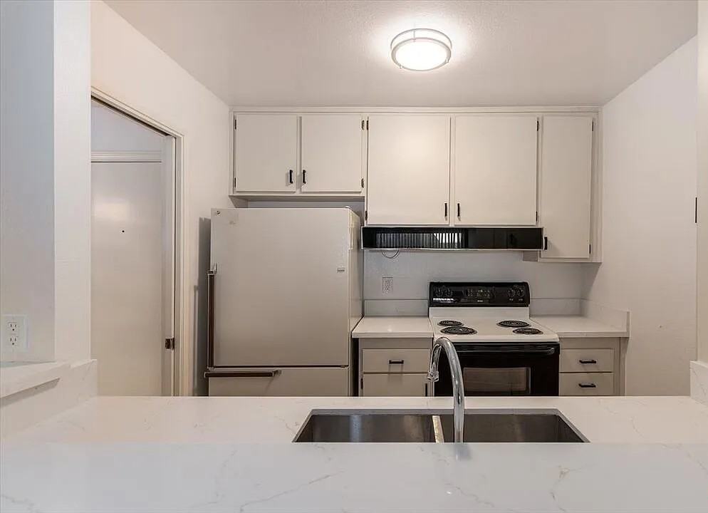 8740 Tuscany Ave #109 - Photo 4 of 13