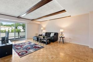 featured image of 57 Broadlawn Park