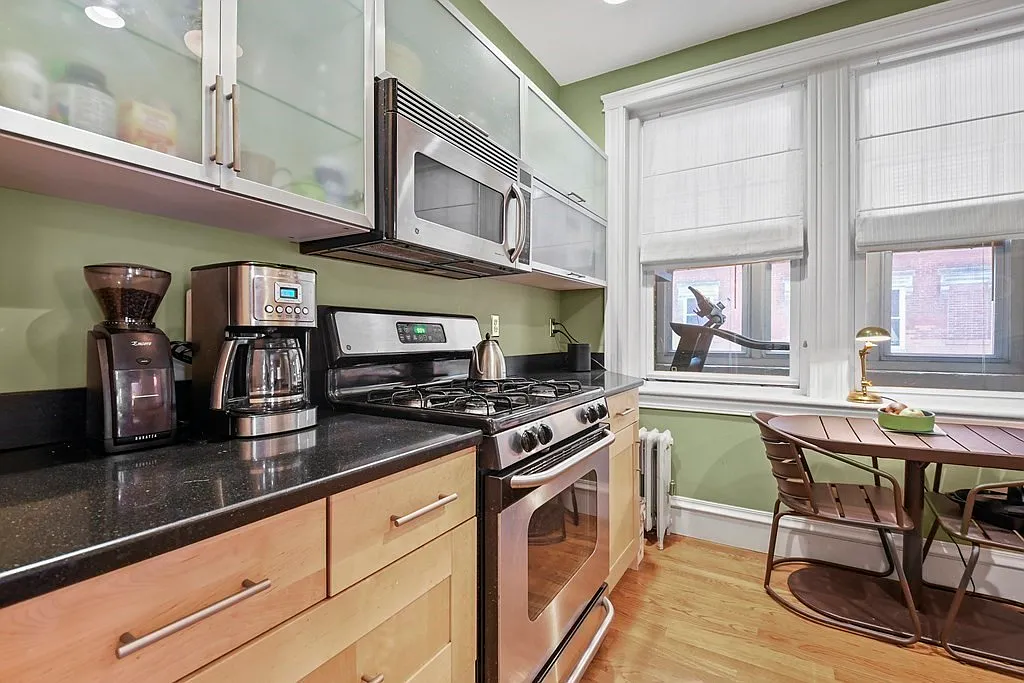 80 Florida St - Photo 5 of 19