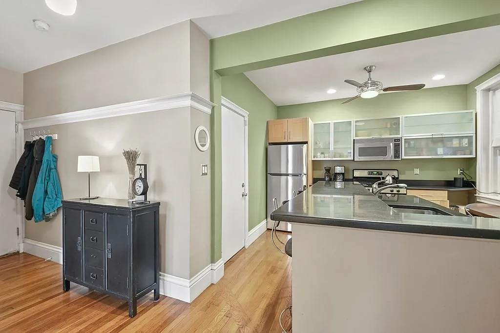 80 Florida St - Photo 7 of 19