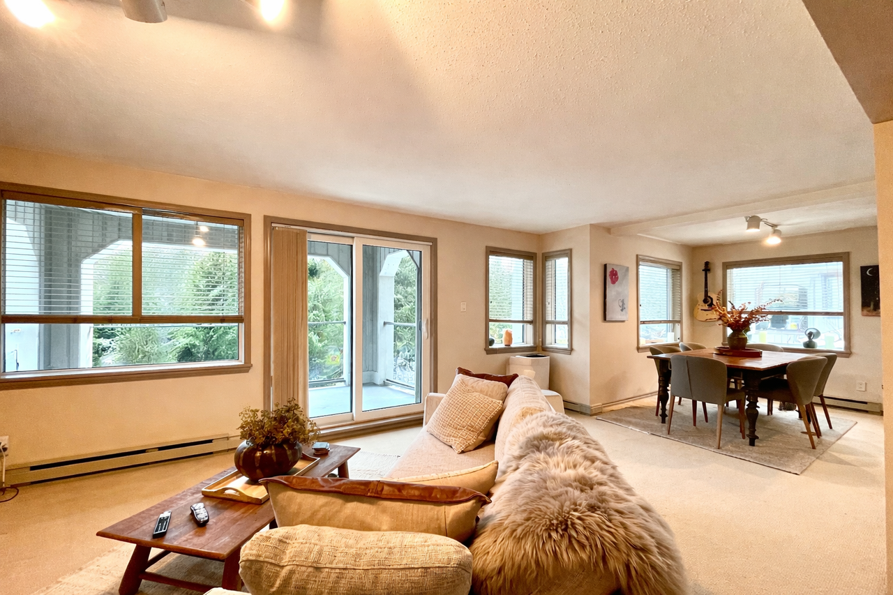 2548 Snowridge Cres - Photo 3 of 21