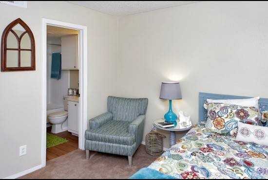 401 W Los Olivos St - Photo 5 of 6