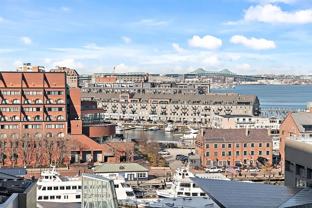 85 E India Row #10A - Photo 1 of 1