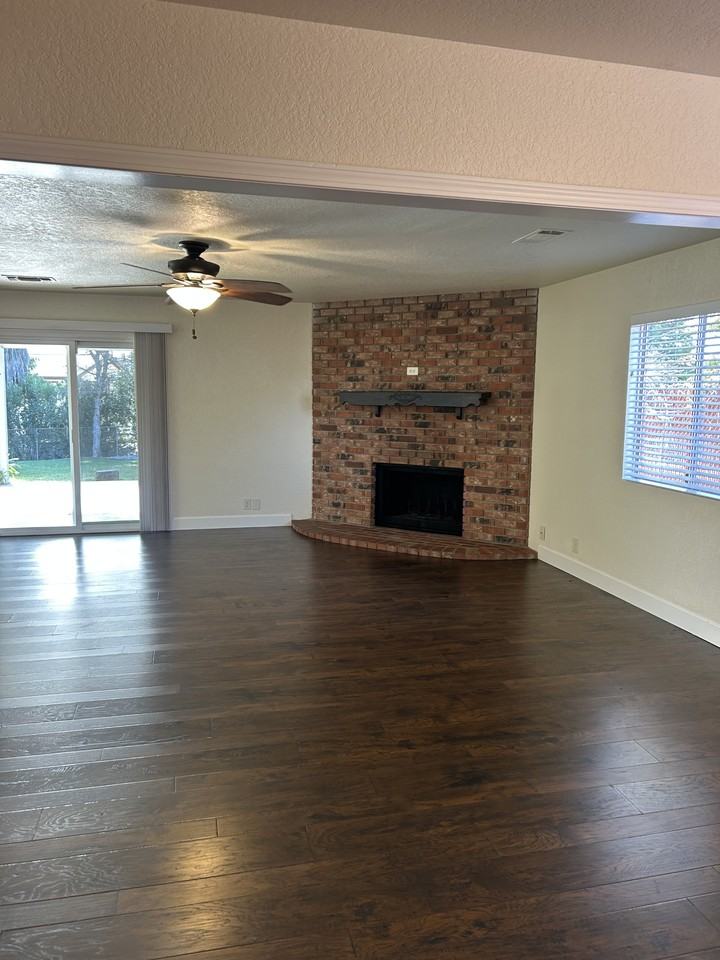 347 Woodcliff Dr #NA - Photo 6 of 14