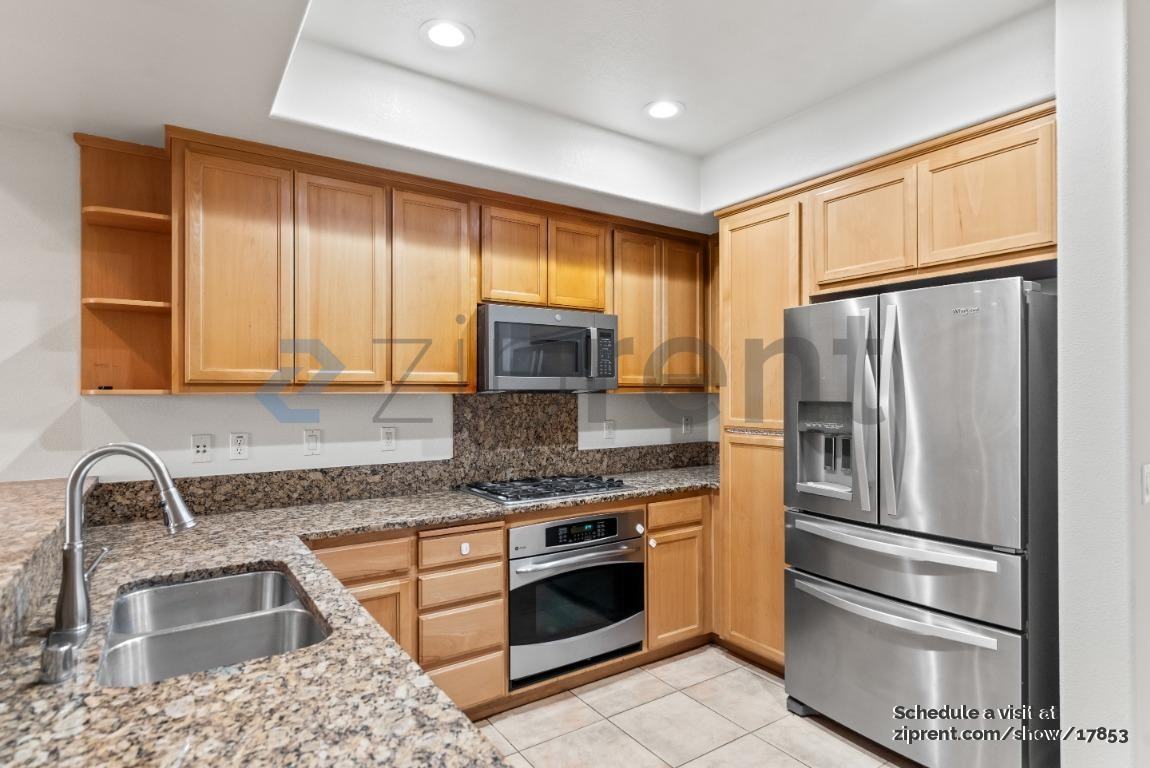 2112 Sheffield Dr - Photo 6 of 26