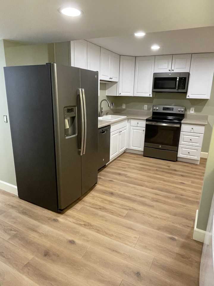 11644 S Thornberry Dr #NA - Photo 6 of 39