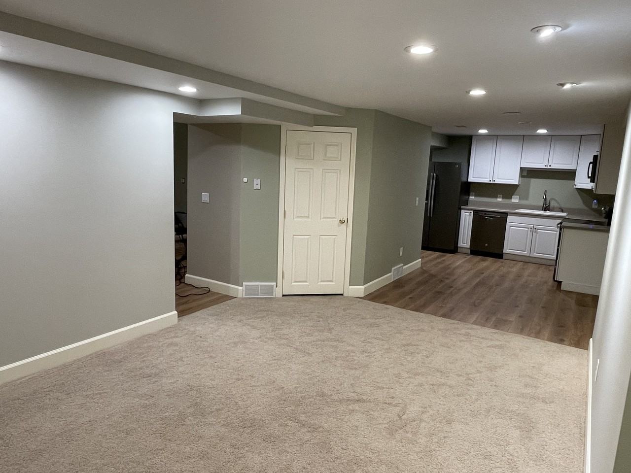 11644 S Thornberry Dr #NA - Photo 4 of 39