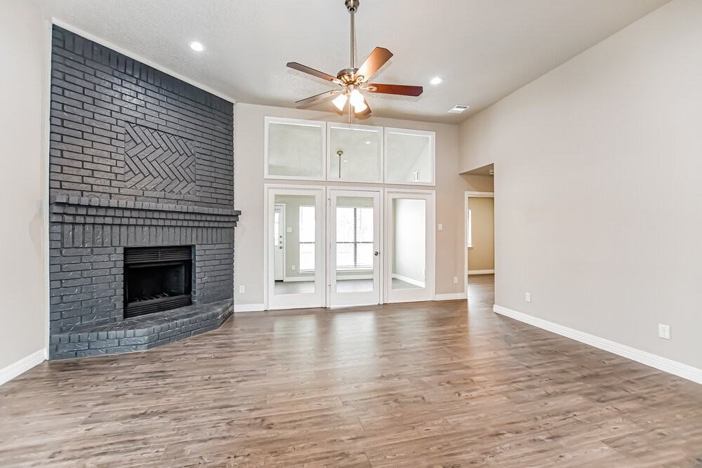 7410 Aberdeen Dr - Photo 4 of 19