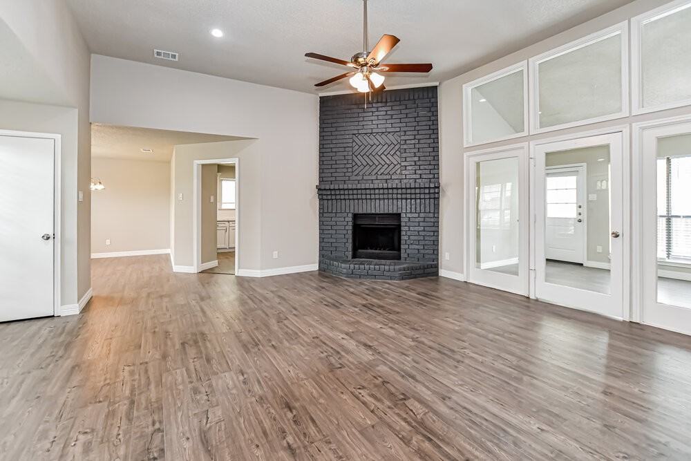 7410 Aberdeen Dr - Photo 5 of 19