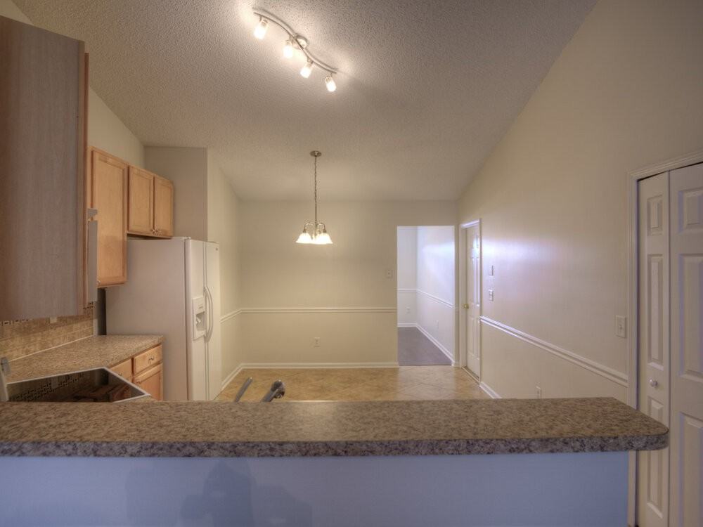 3794 Blackthorn Ct - Photo 5 of 14