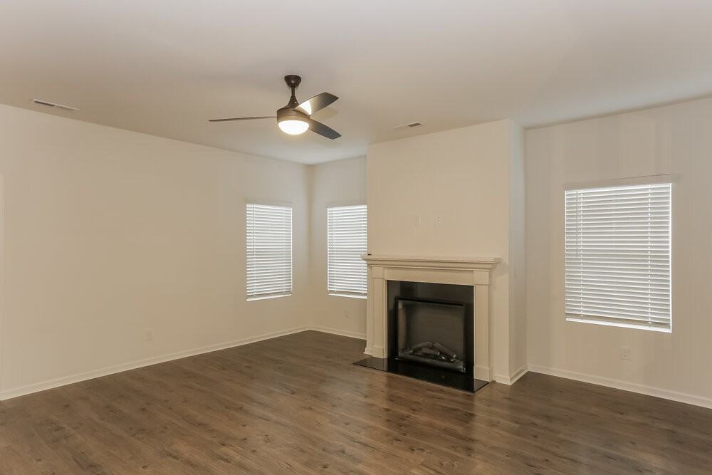 1007 Brooksland Pl - Photo 6 of 17