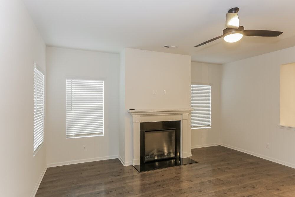 1007 Brooksland Pl - Photo 7 of 17