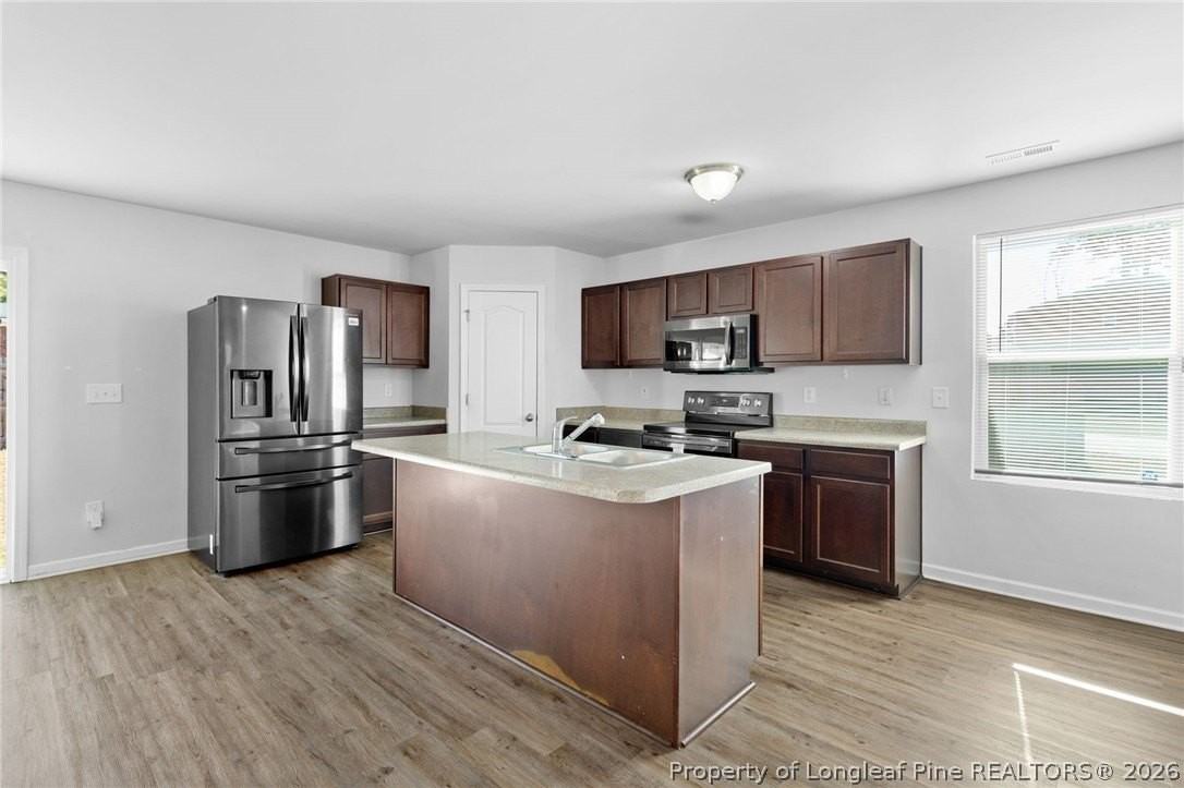 1421 Demila Dr - Photo 7 of 36