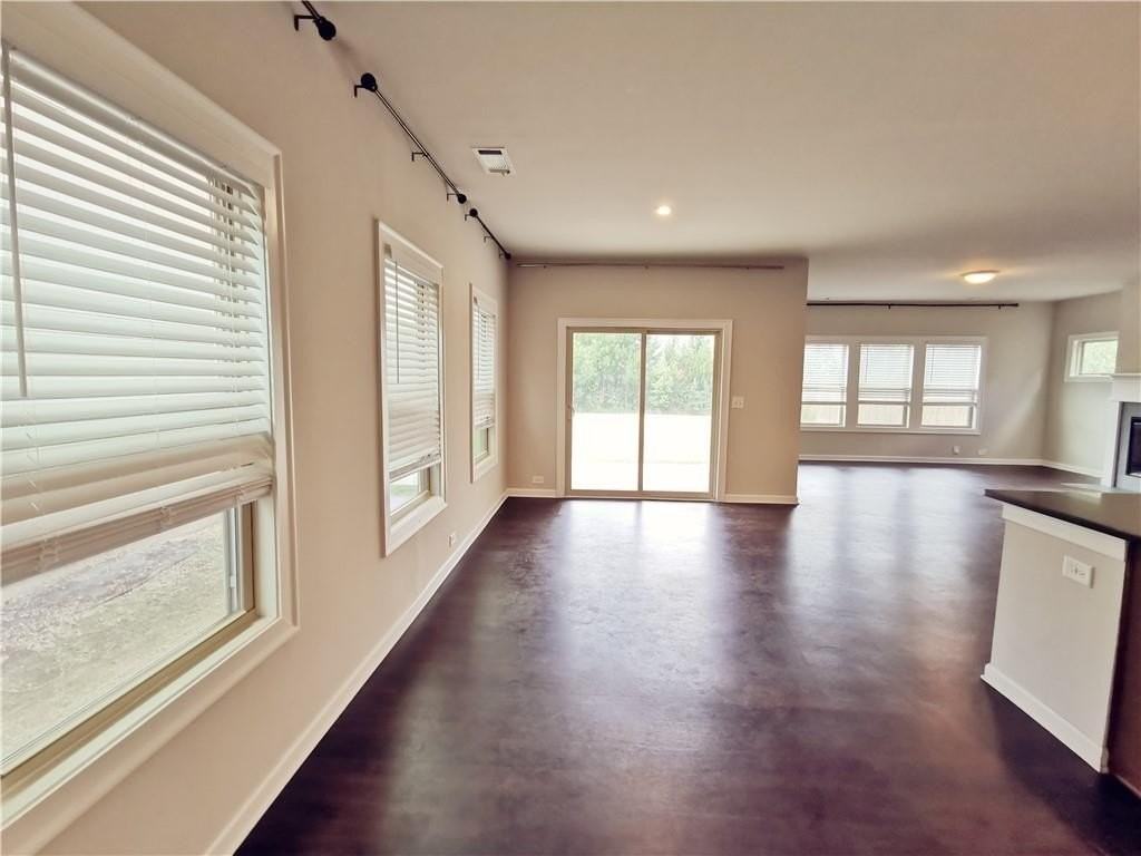 3525 Morgan Rd - Photo 3 of 31