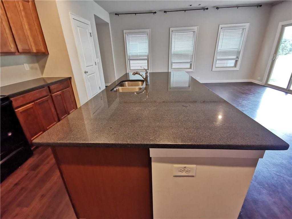 3525 Morgan Rd - Photo 6 of 31