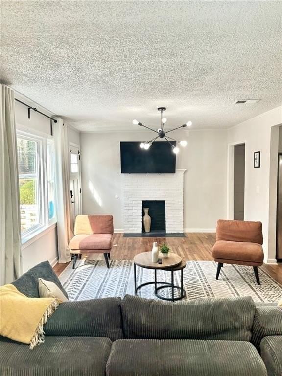 5442 Scofield Rd - Photo 4 of 24