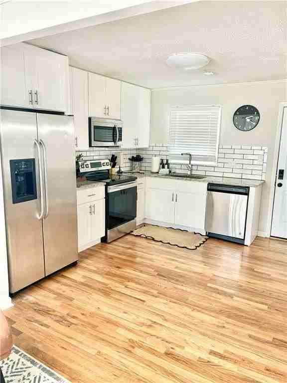 5442 Scofield Rd - Photo 7 of 24