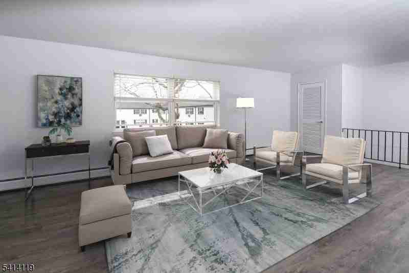 525 Main St Apt 1c #1C - Photo 3 of 18