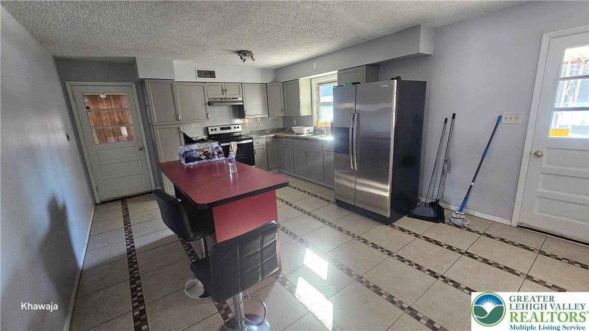 1217 Birchwood Dr - Photo 2 of 21