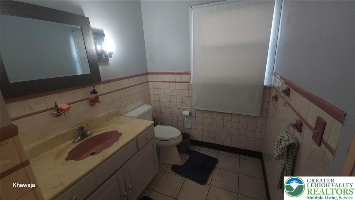 1217 Birchwood Dr - Photo 6 of 21