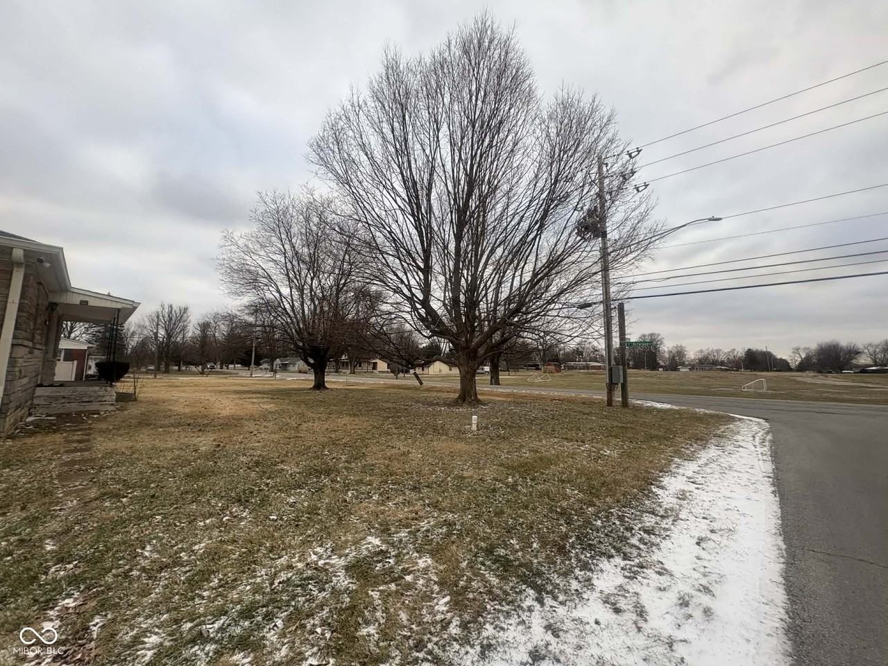 6605 Mcfarland Rd - Photo 3 of 16