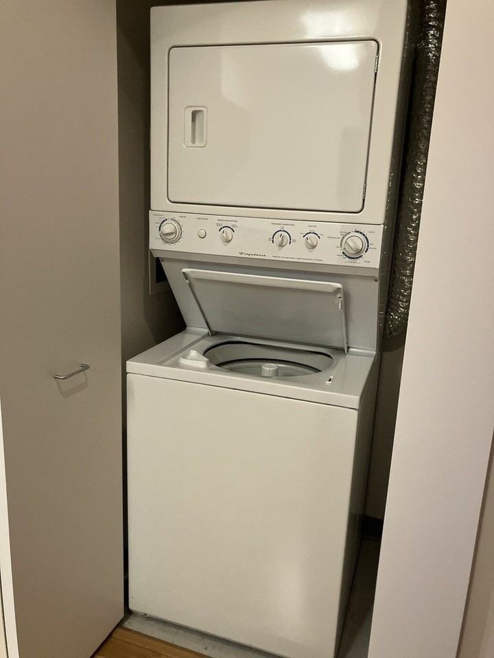 1740 Oak Ave Unit 707 - Photo 6 of 8