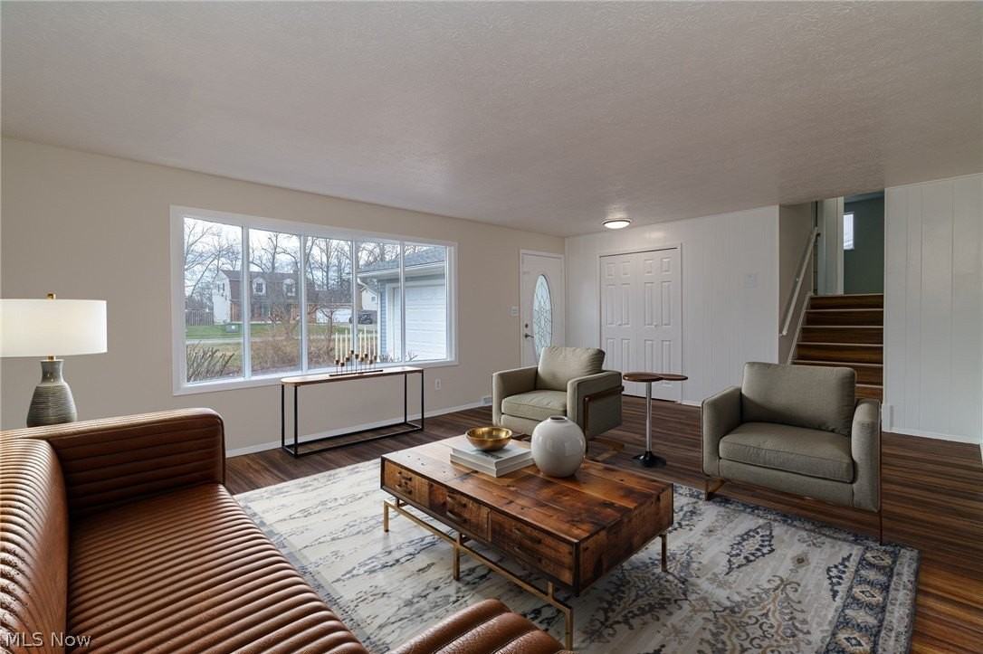 8671 Ashwood Dr - Photo 5 of 28