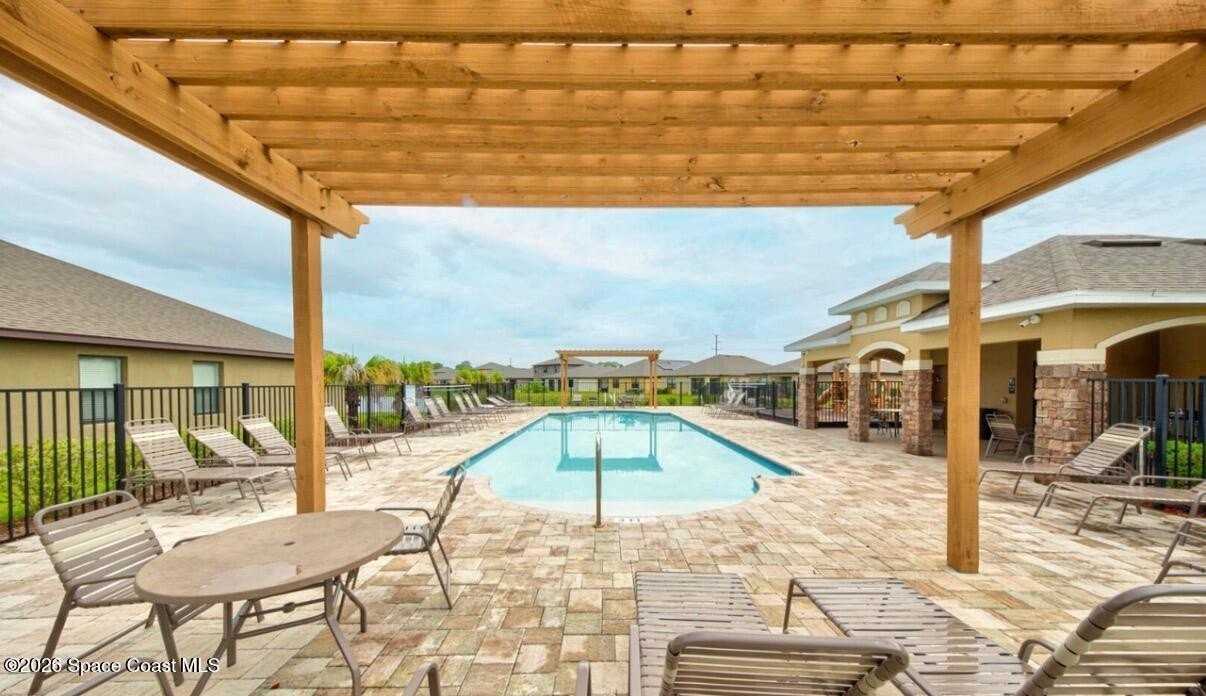 1342 Mineral Loop Dr Nw - Photo 2 of 14