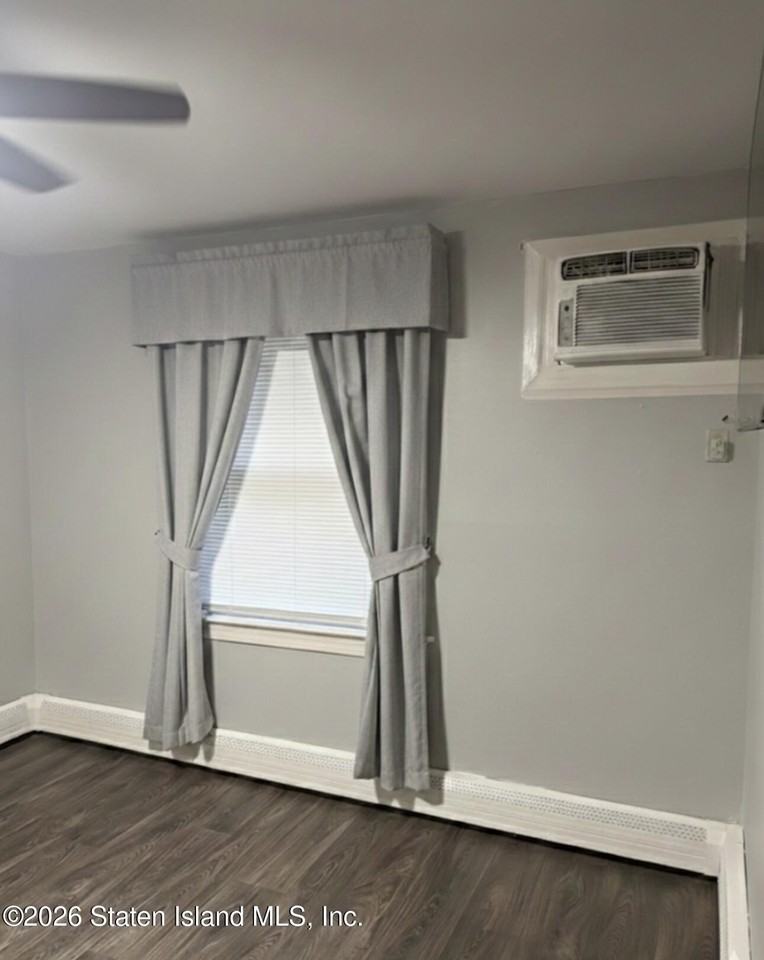 59 Oak Ln - Photo 3 of 6