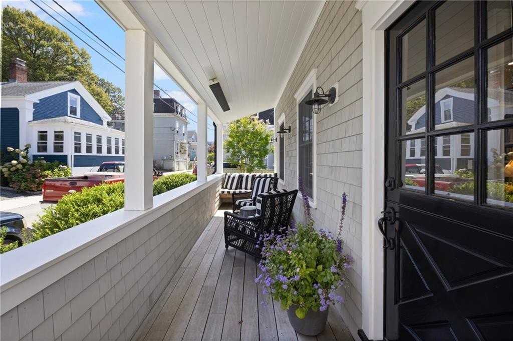 9 Anthony St - Photo 3 of 43