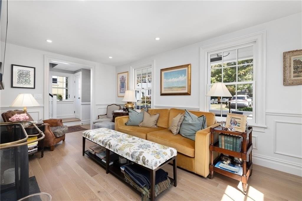 9 Anthony St - Photo 6 of 43