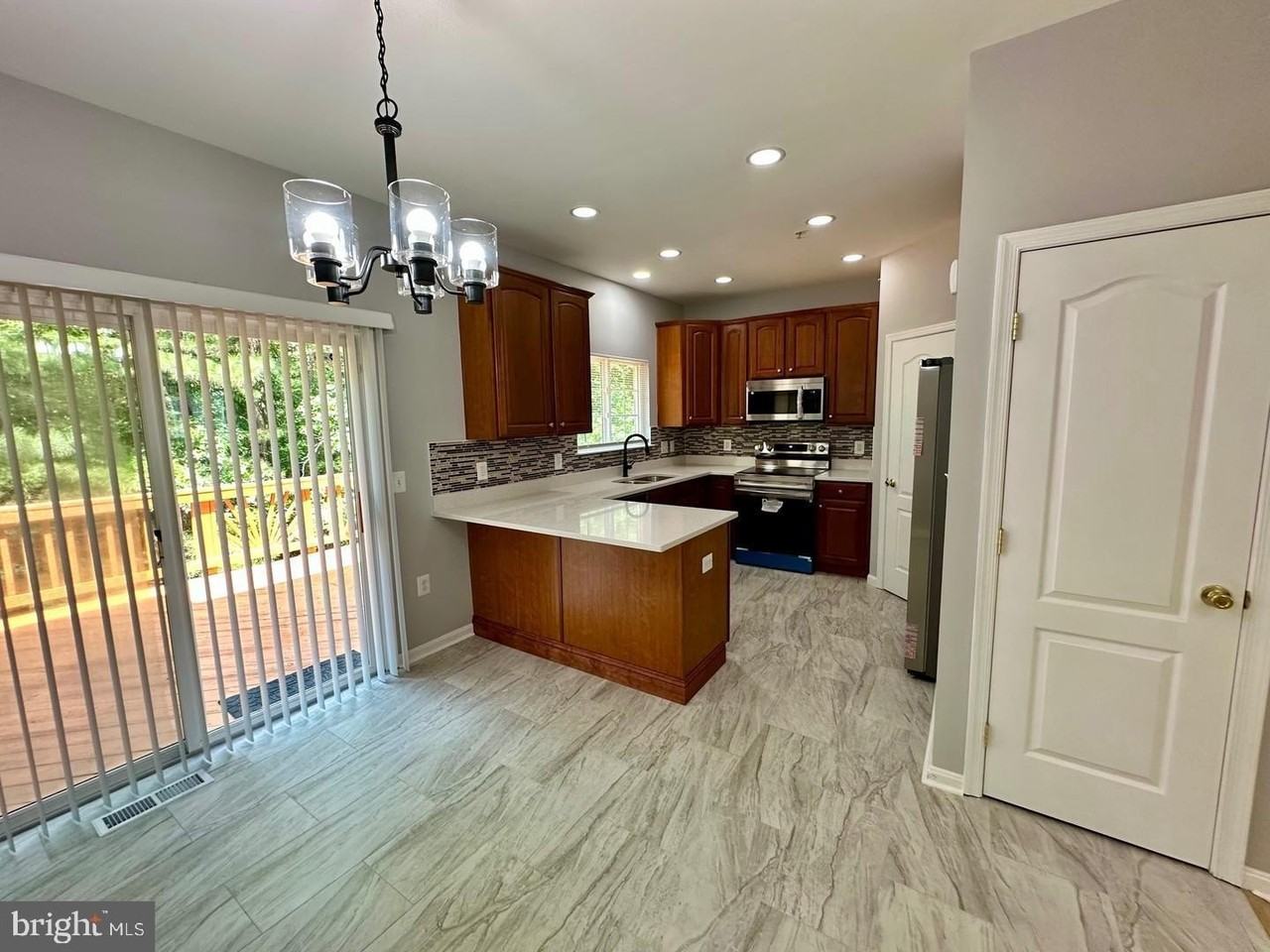 15503 Kennett Square Way - Photo 6 of 32