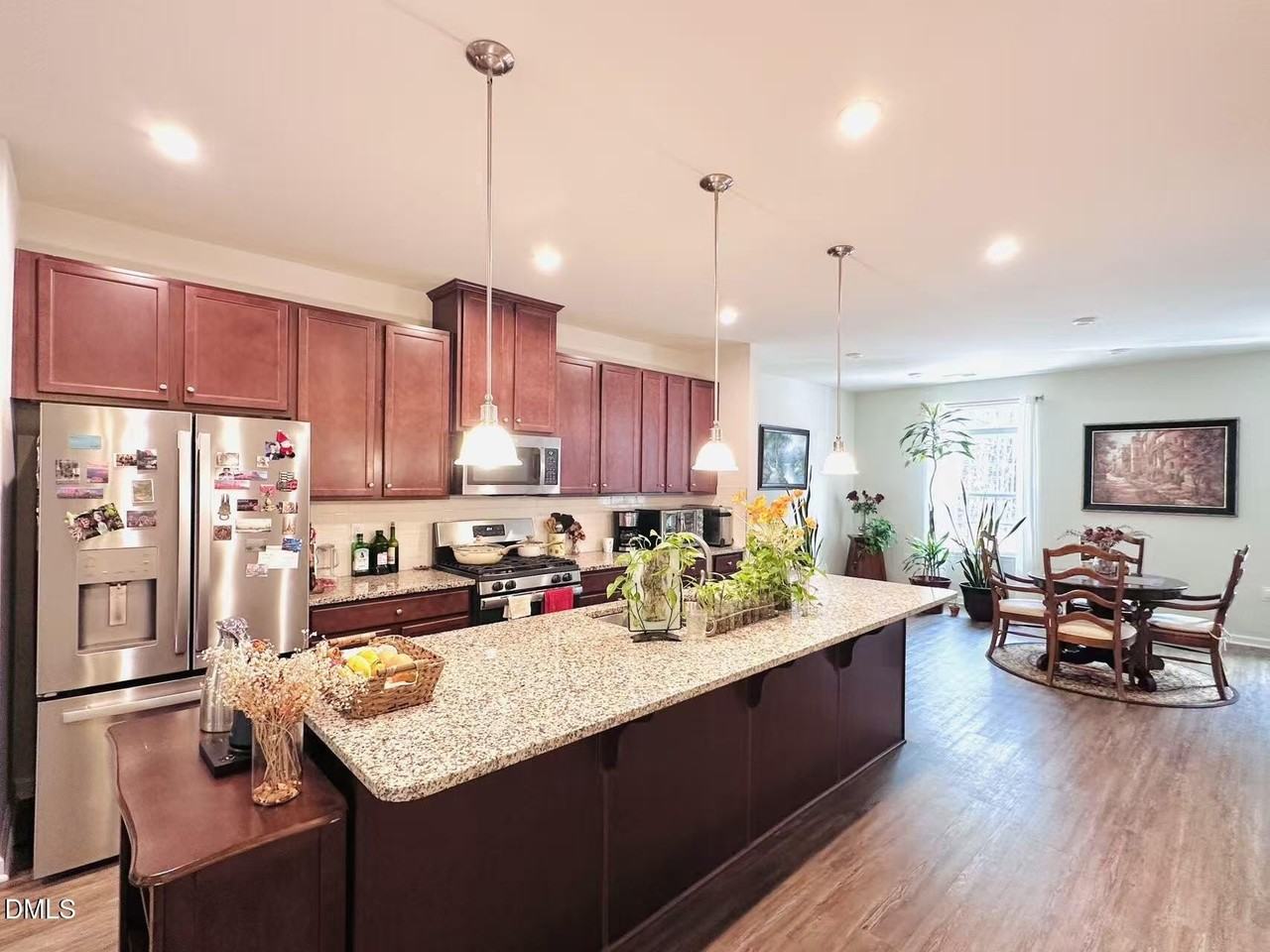 4740 Randall Rd - Photo 3 of 29