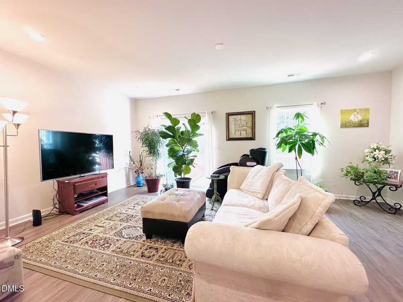 4740 Randall Rd - Photo 5 of 29