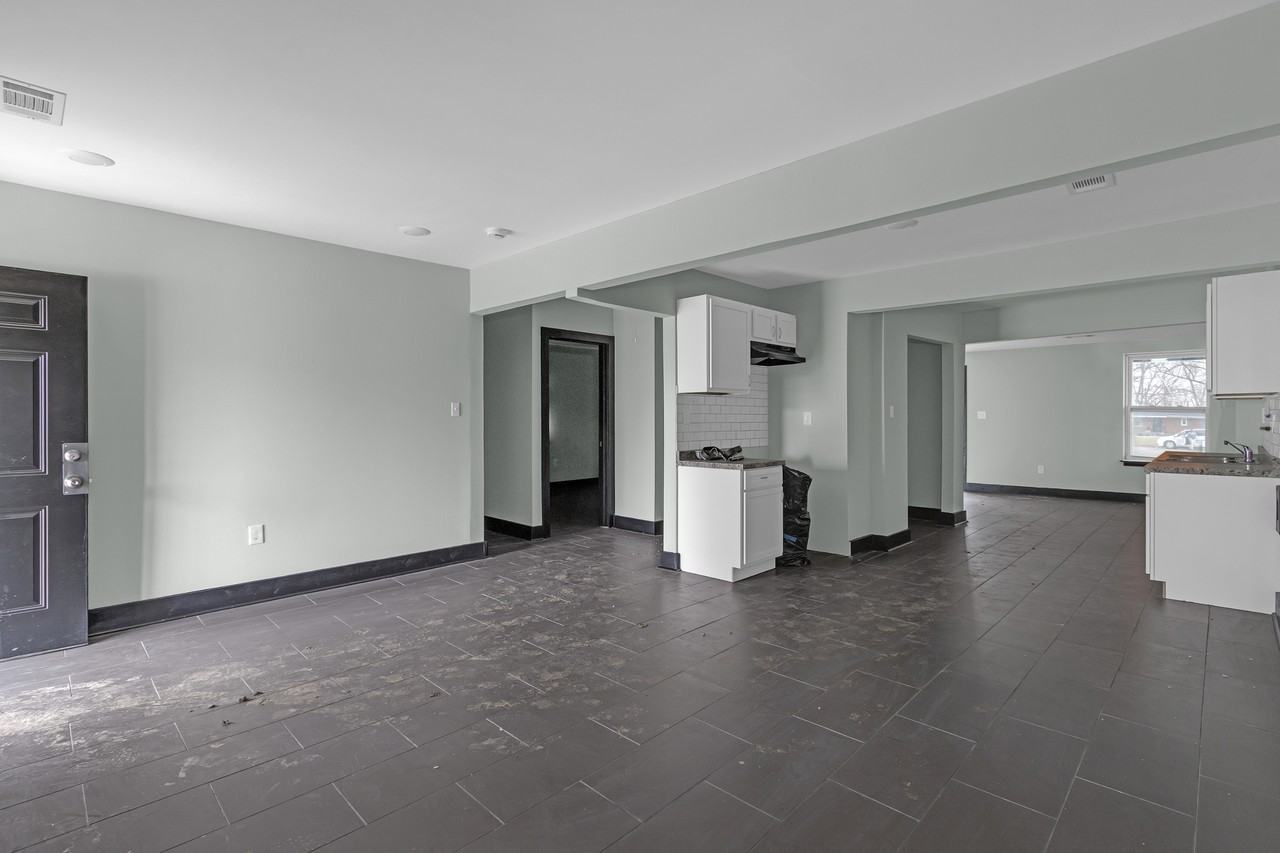 2496 Malone Ave #1 - Photo 2 of 14