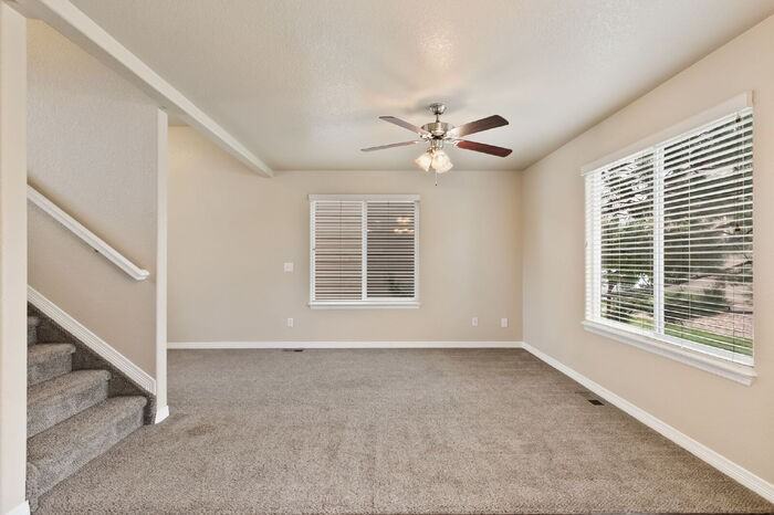 3832 Sierra Glen Pl - Photo 6 of 31