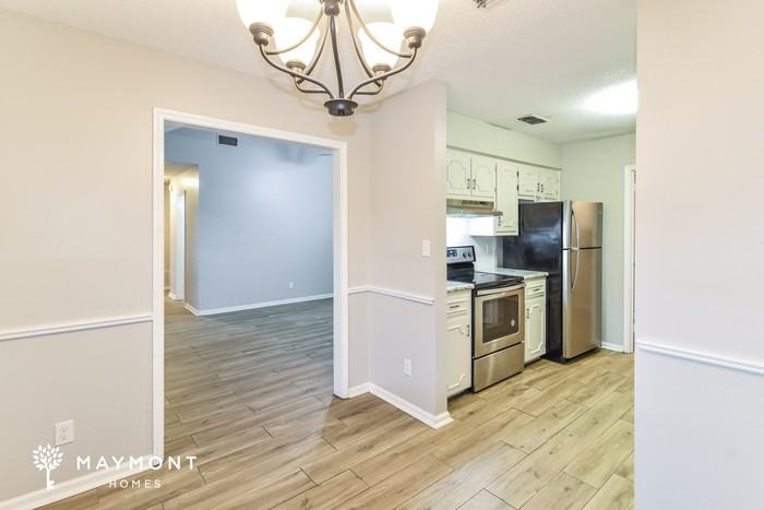 1304 Dunbarton Rd - Photo 7 of 15