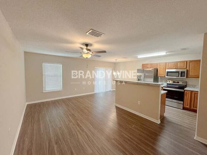 8269 Halls Hammock Ct - Photo 2 of 12