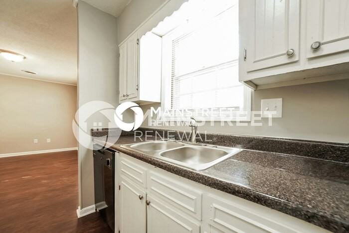 8347 Bridgewood Dr - Photo 5 of 16