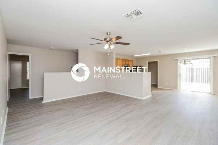 16275 W Adams St - Photo 4 of 16